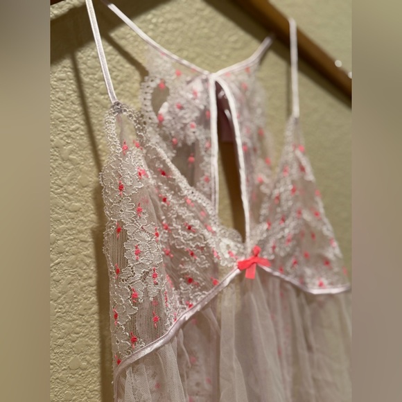 Victoria's Secret Sleepwear Women's Pink Mesh Babydoll Teddy Lace Nightie SzS - Picture 9 of 9